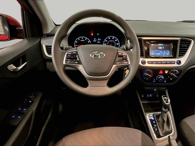 Used 2022 Hyundai Accent SE FWD image 5