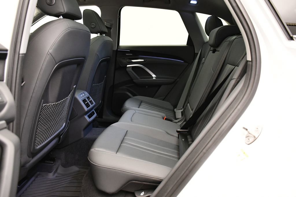 Certified 2025 Audi Q5 2.0T Premium Plus w/ Premium Plus image 42