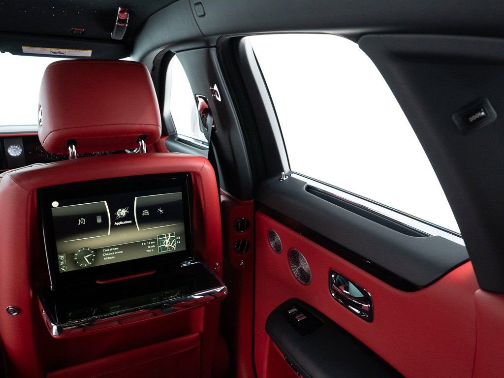 Certified 2022 Rolls-Royce Ghost w/ Ghost Package AWD/4WD image 31