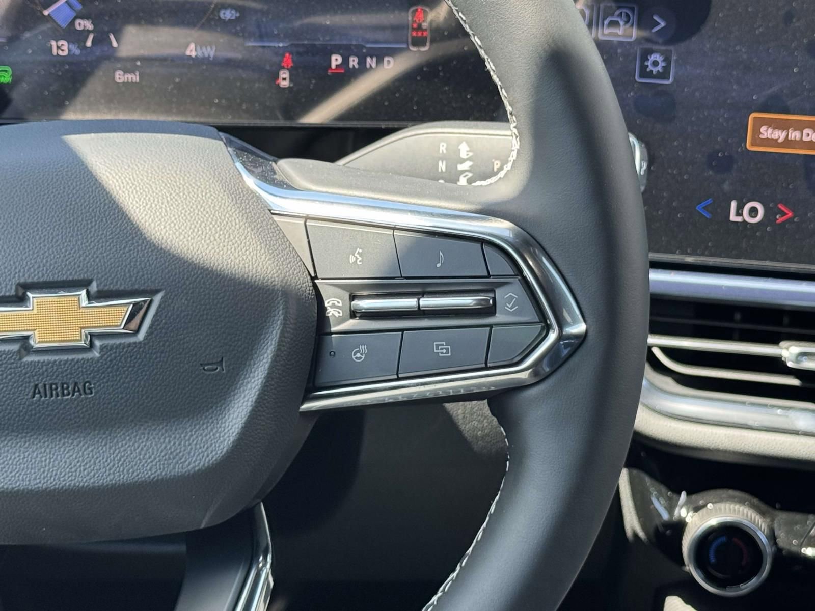 New 2026 Chevrolet Equinox EV LT w/ LPO, Blackout Package FWD image 16