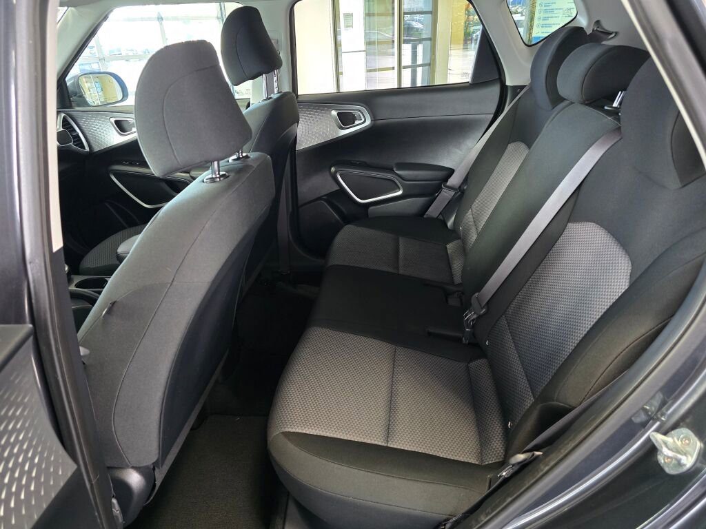 Used 2022 Kia Soul LX w/ Technology Package image 35
