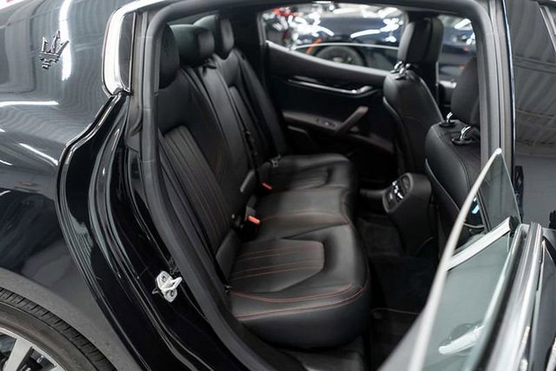 Used 2022 Maserati Ghibli Modena Q4 image 12