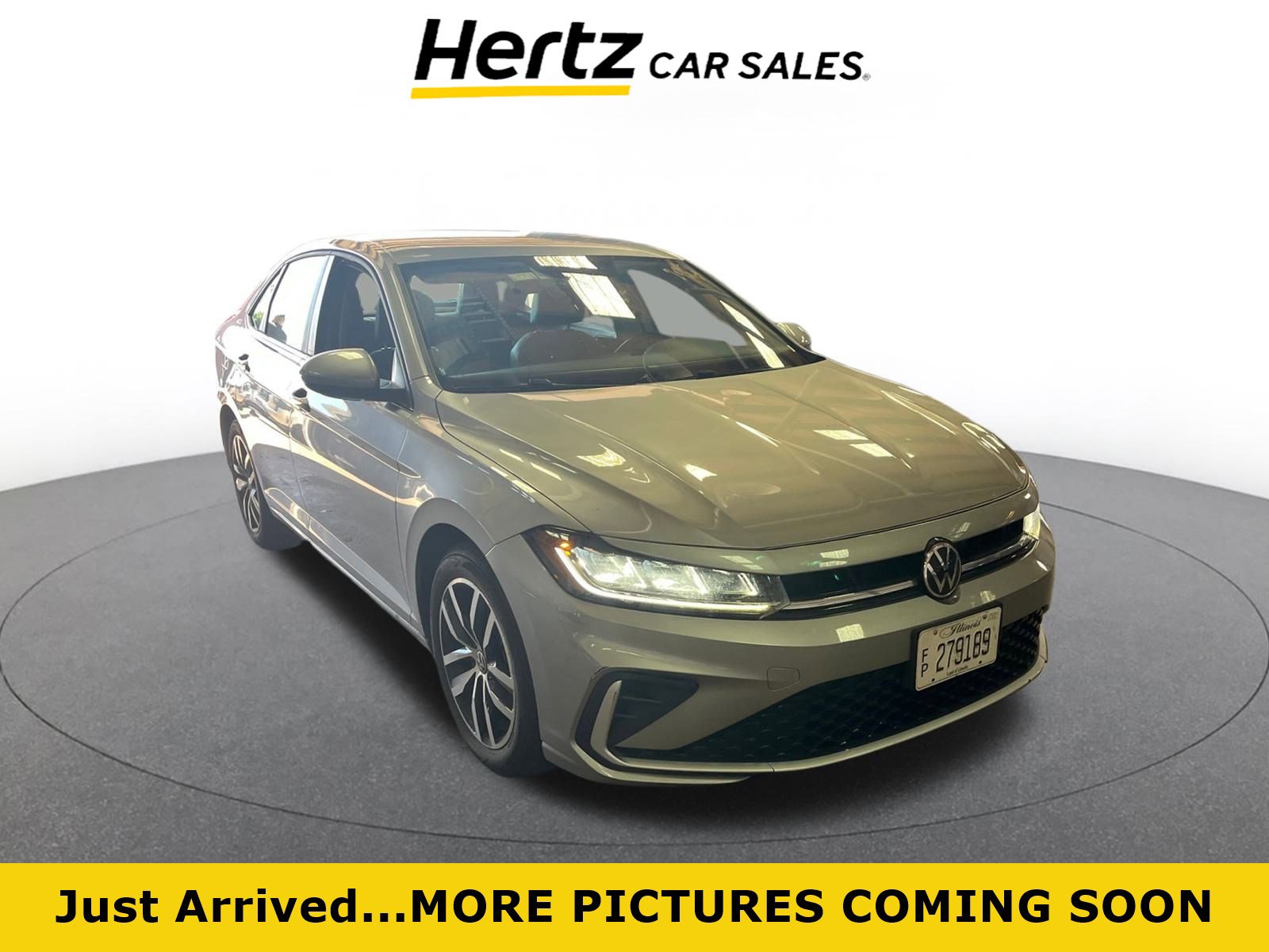 Used 2025 Volkswagen Jetta SE