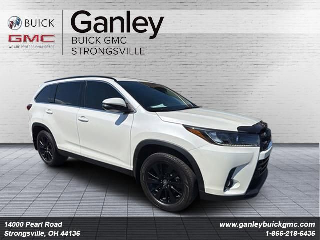 Used 2019 Toyota Highlander AWD V6 image 1
