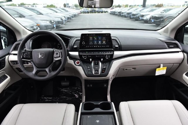 New 2027 Honda Odyssey EX-L image 7