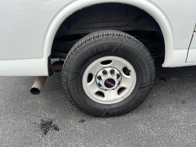 Used 2023 GMC Savana 2500 w/ Driver Convenience Package image 13