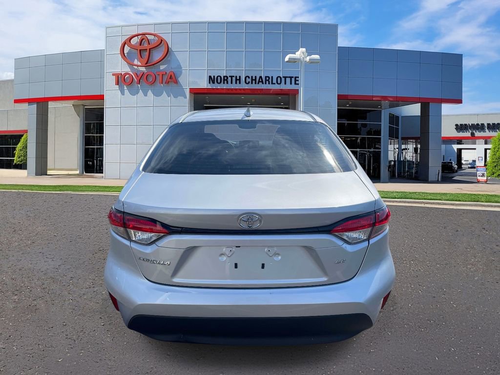 Used 2025 Toyota Corolla LE image 8