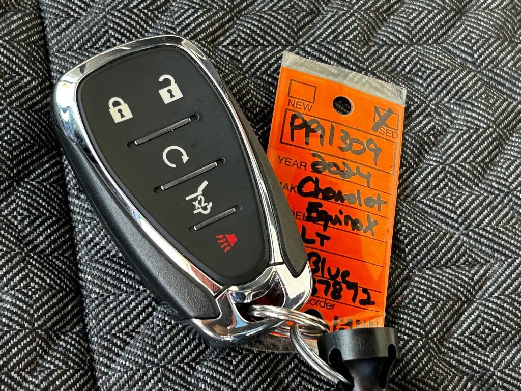 Used 2024 Chevrolet Equinox LT image 48