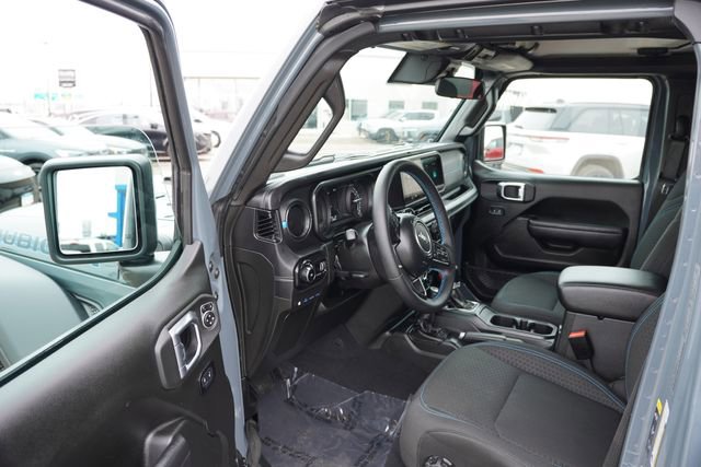 Certified 2025 Jeep Wrangler Unlimited Rubicon 4xe w/ Safety Group image 14