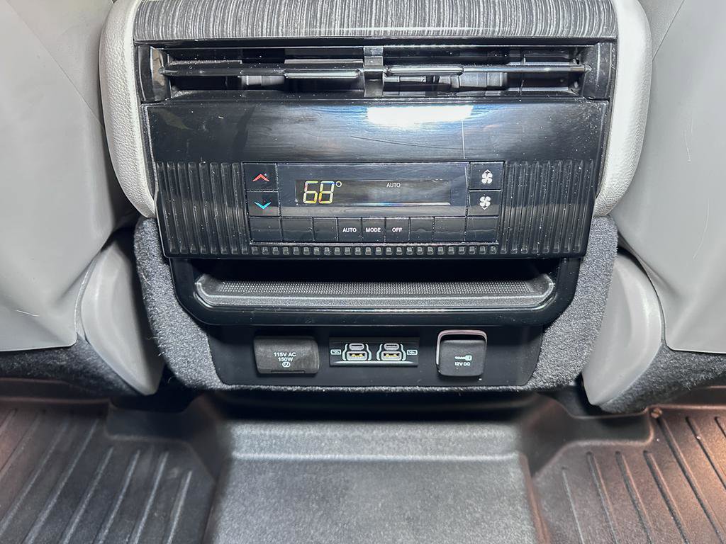 Used 2022 Jeep Wagoneer Series II image 29