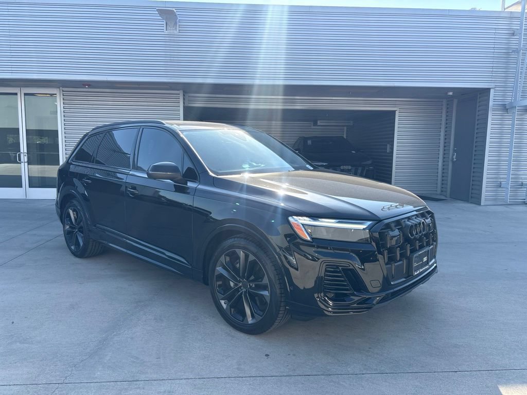 Used 2026 Audi Q7 3.0T Premium Plus AWD/4WD image 3