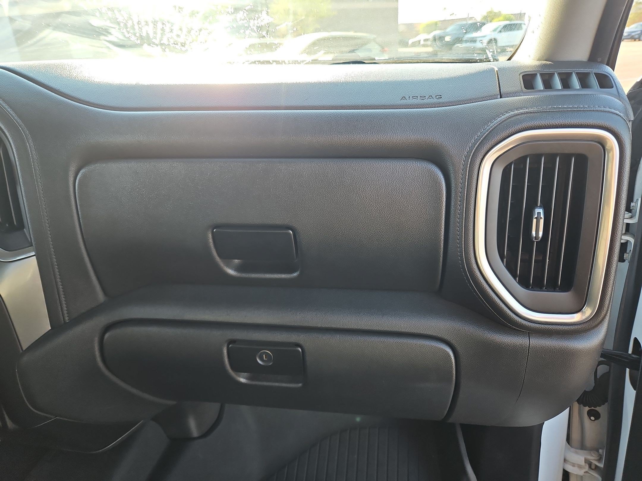 Used 2019 Chevrolet Silverado 1500 RST w/ All-Star Edition AWD/4WD image 30