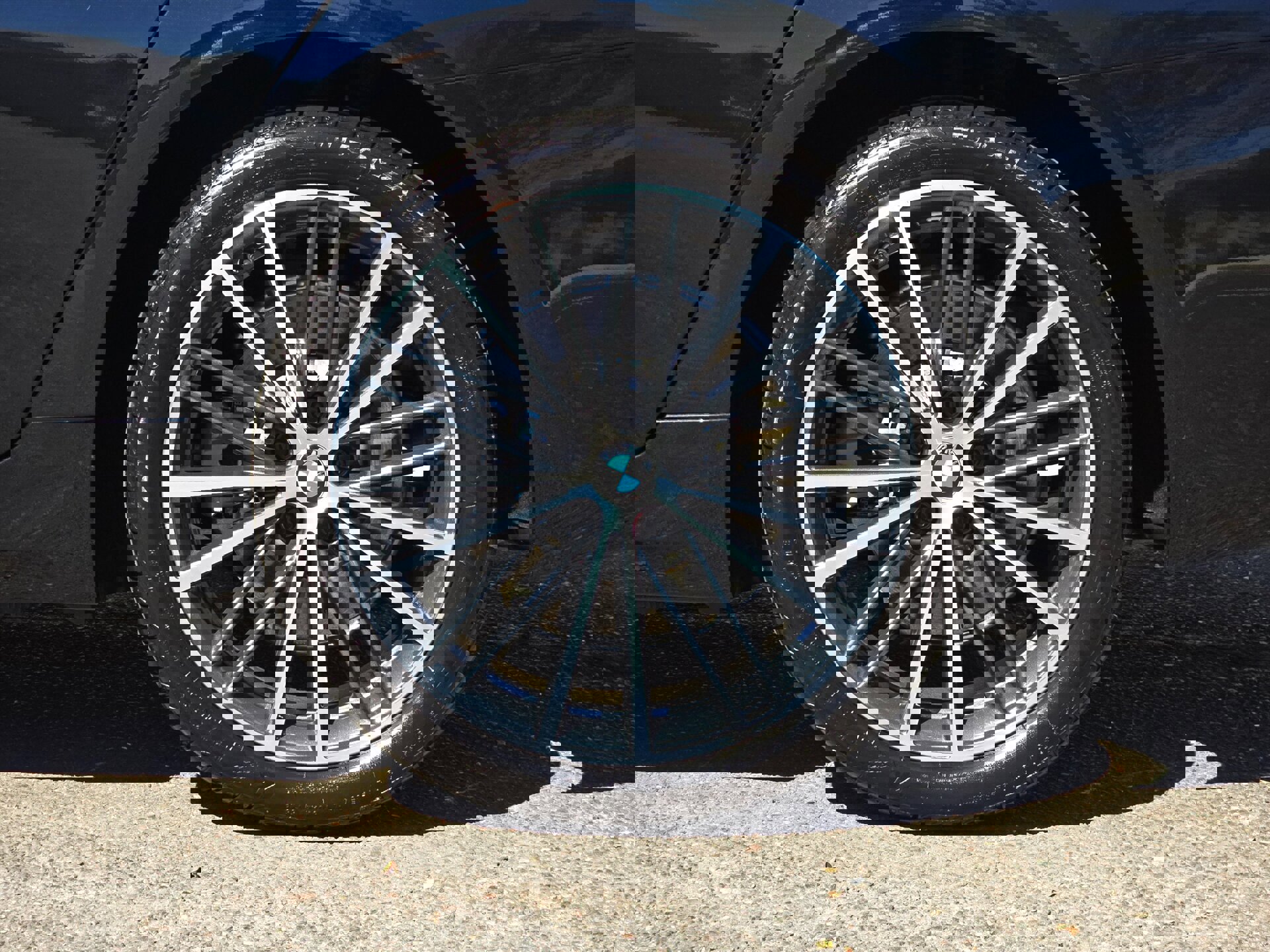 Used 2021 BMW 530e w/ Parking Assistance Package image 44