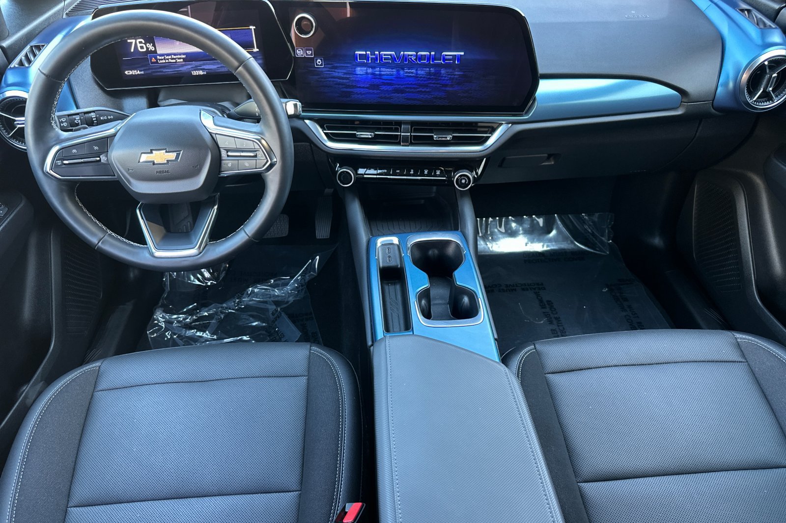 Used 2024 Chevrolet Equinox EV LT FWD image 15