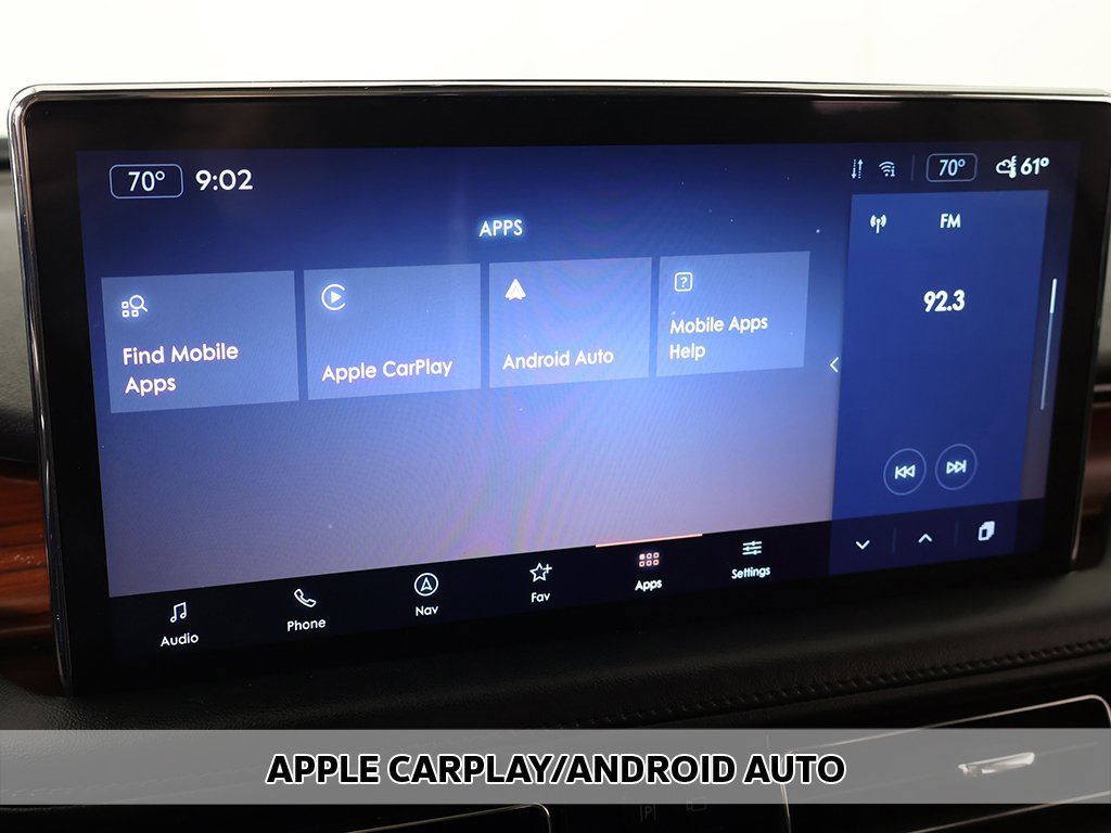 Used 2023 Lincoln Nautilus Reserve image 9