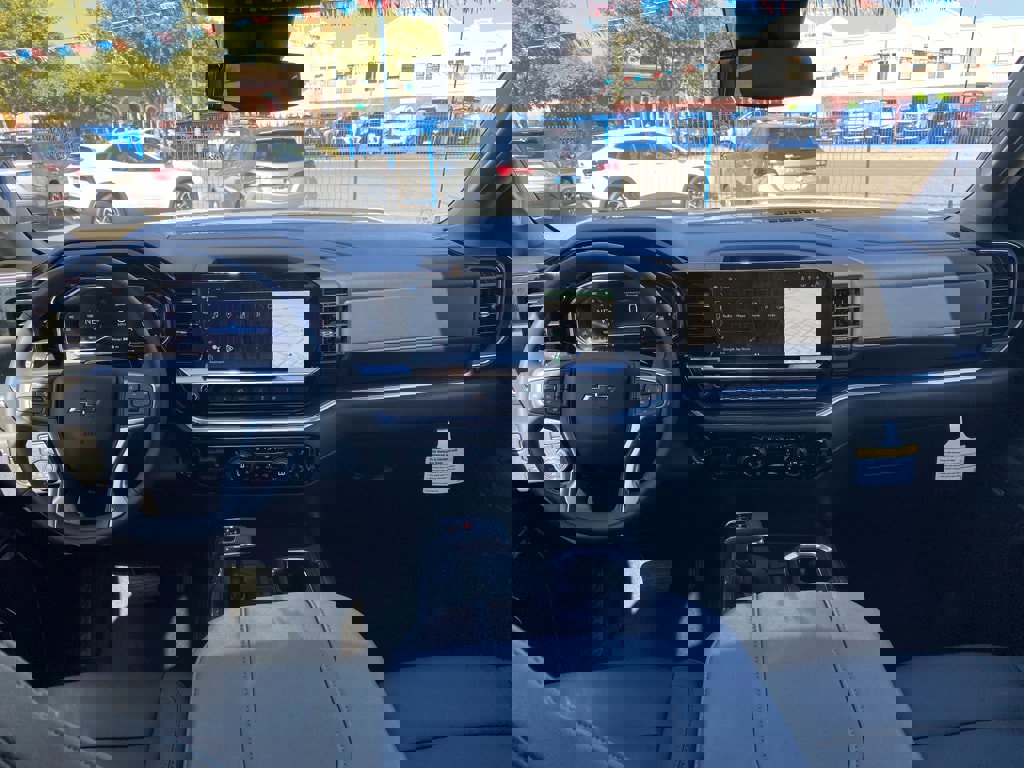 New 2025 Chevrolet Silverado 1500 RST w/ Dark Appearance Package image 38