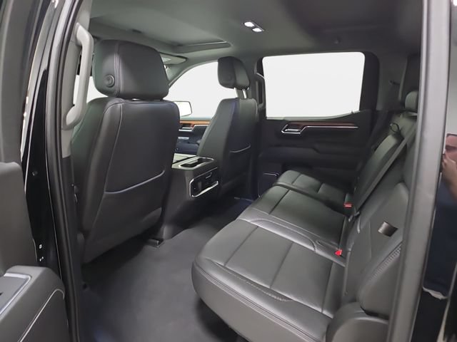 Used 2023 GMC Sierra 1500 Denali w/ Denali Reserve Package AWD/4WD image 12