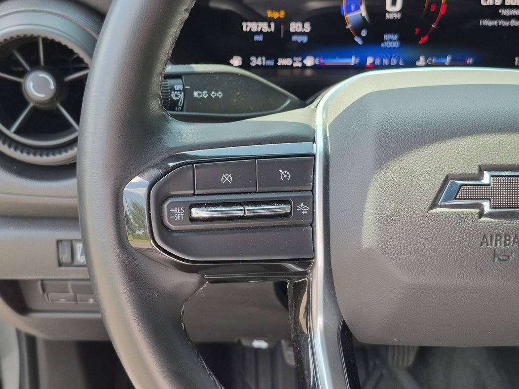 Used 2025 Chevrolet Colorado Trail Boss AWD/4WD image 17
