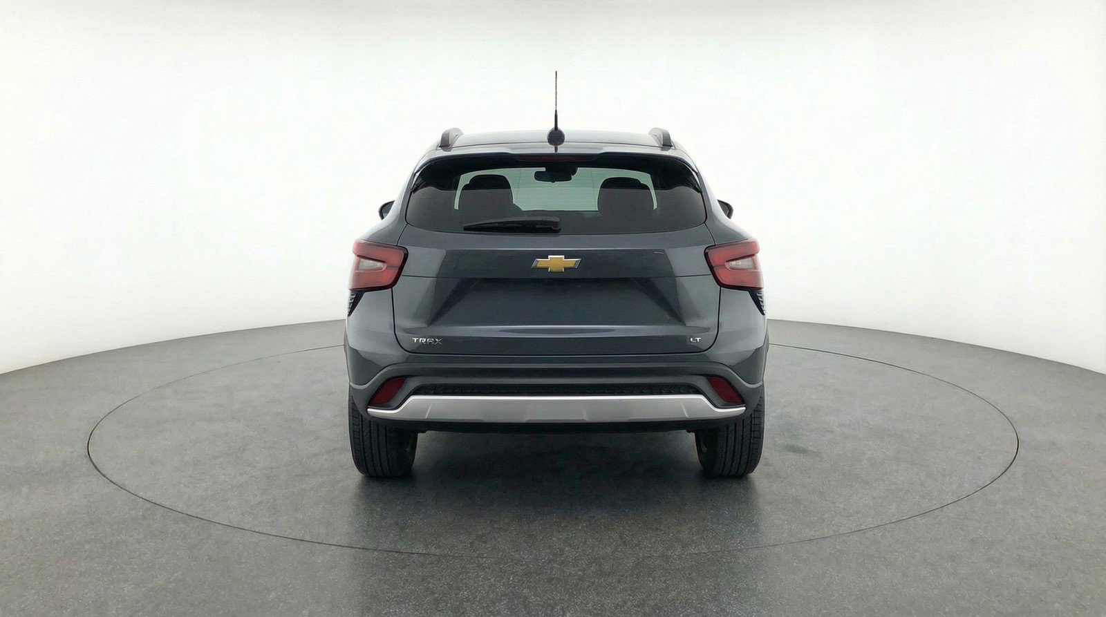 Used 2025 Chevrolet Trax LT image 7