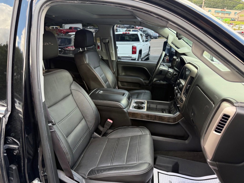 Used 2015 GMC Sierra 2500 Denali w/ Duramax Plus Package image 63