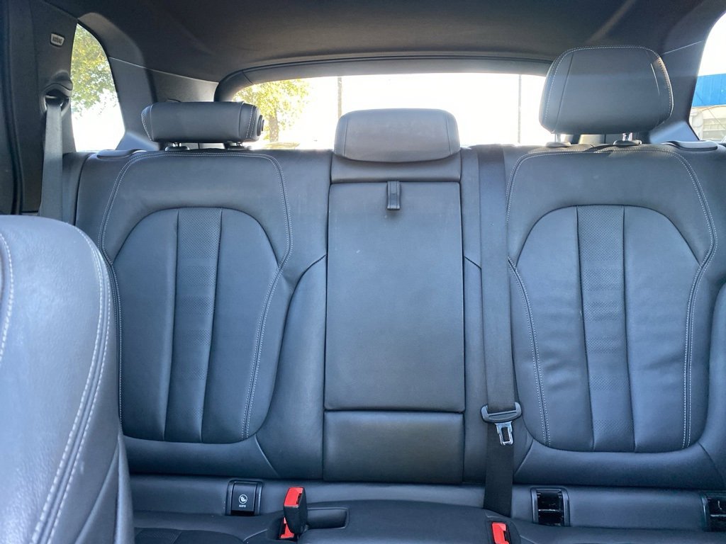 Used 2021 BMW X5 sDrive40i w/ Premium Package image 29
