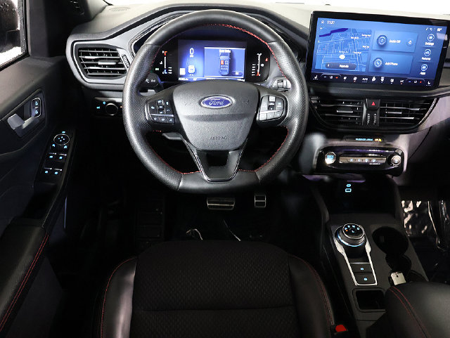 Used 2023 Ford Escape ST-Line w/ Tech Pack #1 AWD/4WD image 3