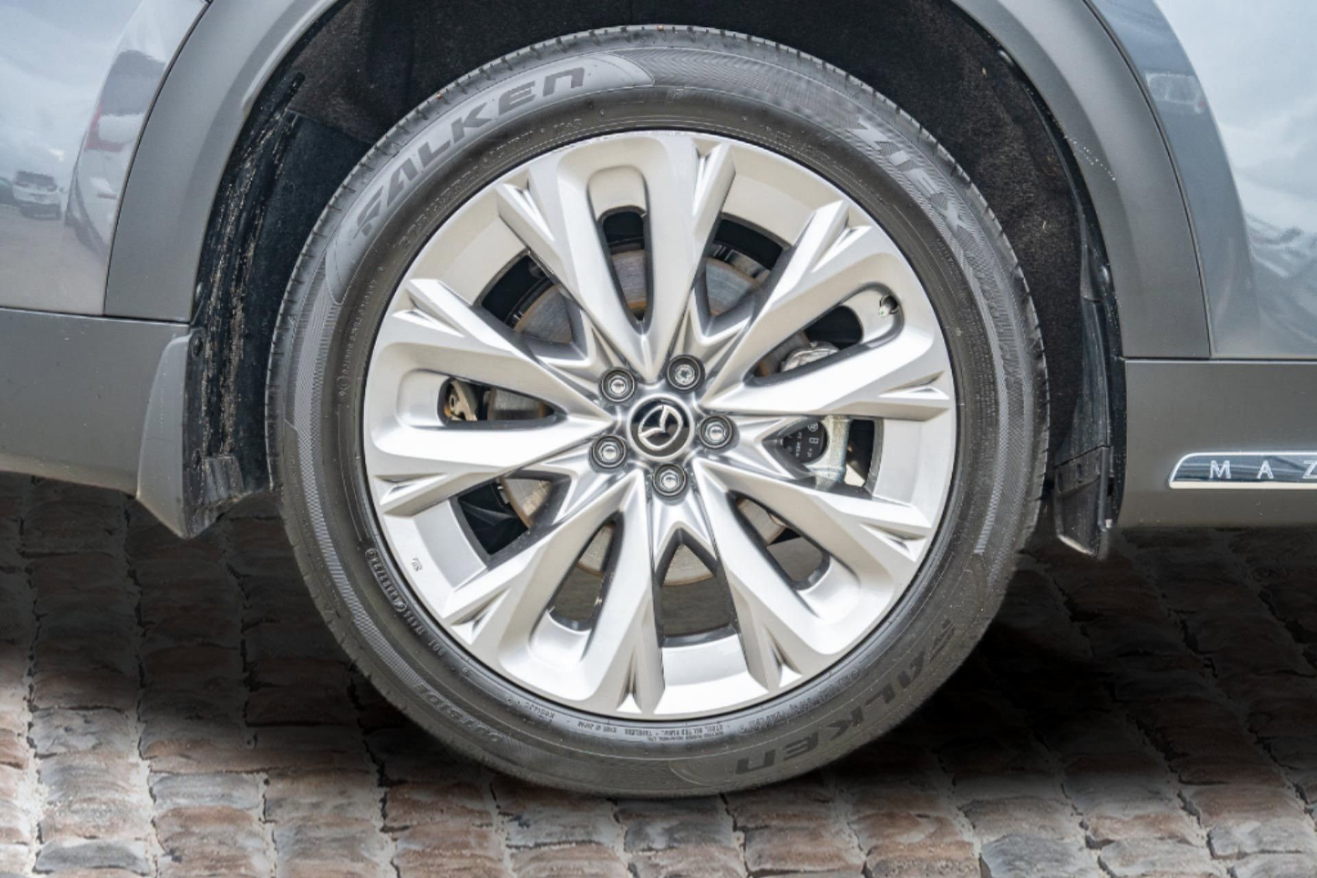 Used 2025 MAZDA CX-90 3.3 Turbo w/ Premium Plus Pkg image 38