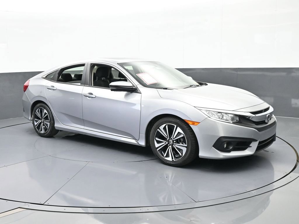 Used 2018 Honda Civic EX-T image 8