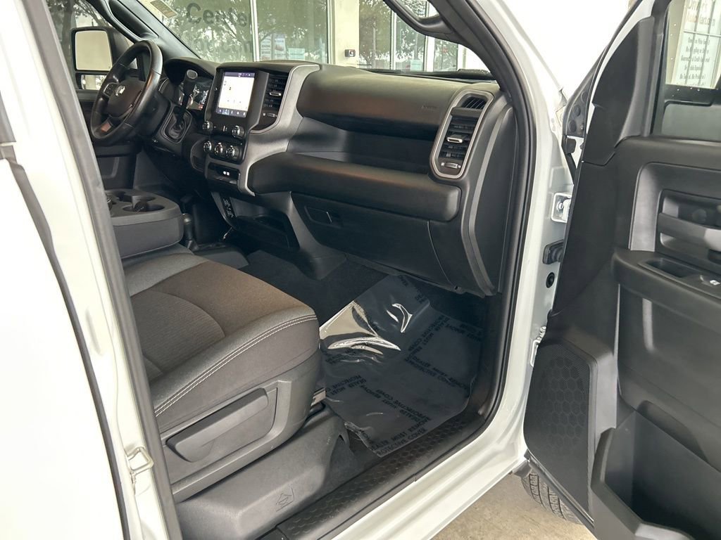 Used 2024 RAM 3500 Tradesman image 23