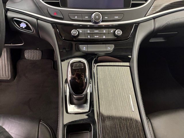 Used 2019 Buick LaCrosse Essence image 21