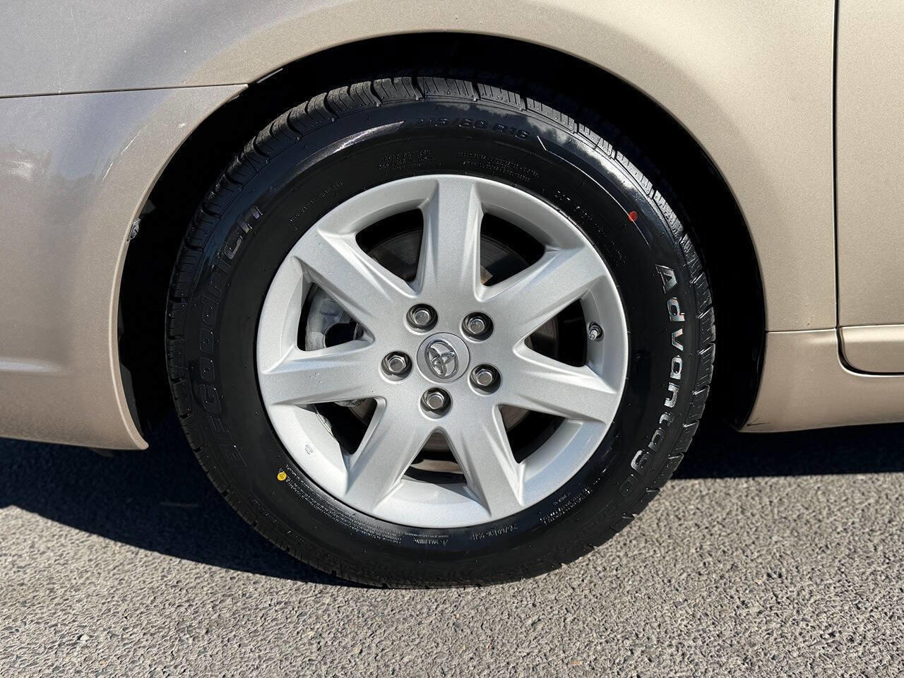 Used 2007 Toyota Avalon Limited image 27