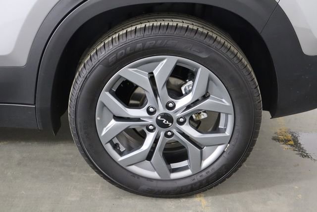 Used 2026 Kia Seltos LX FWD image 37
