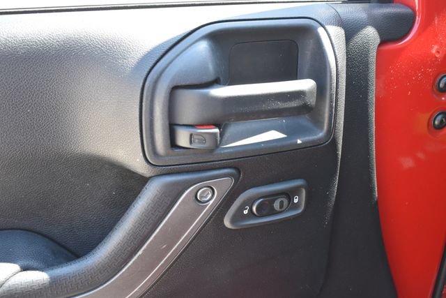 Used 2012 Jeep Wrangler Unlimited Sport AWD/4WD image 13