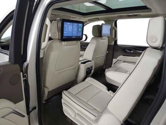 Used 2021 GMC Yukon XL Denali AWD/4WD image 40