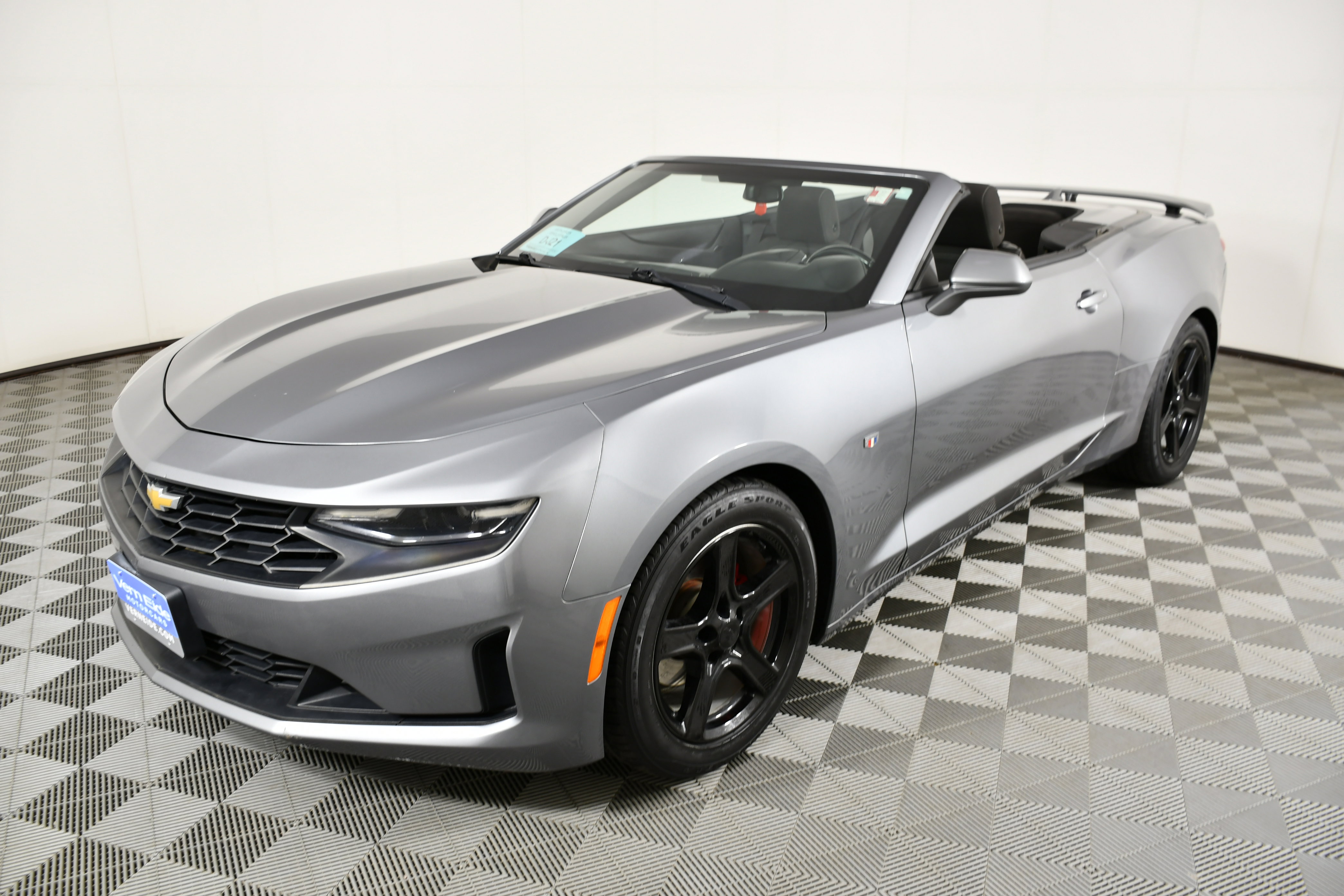 Used 2020 Chevrolet Camaro LT image 10