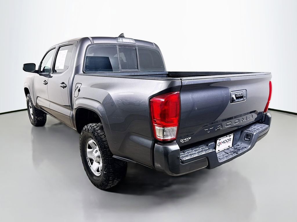Used 2017 Toyota Tacoma SR RWD image 5