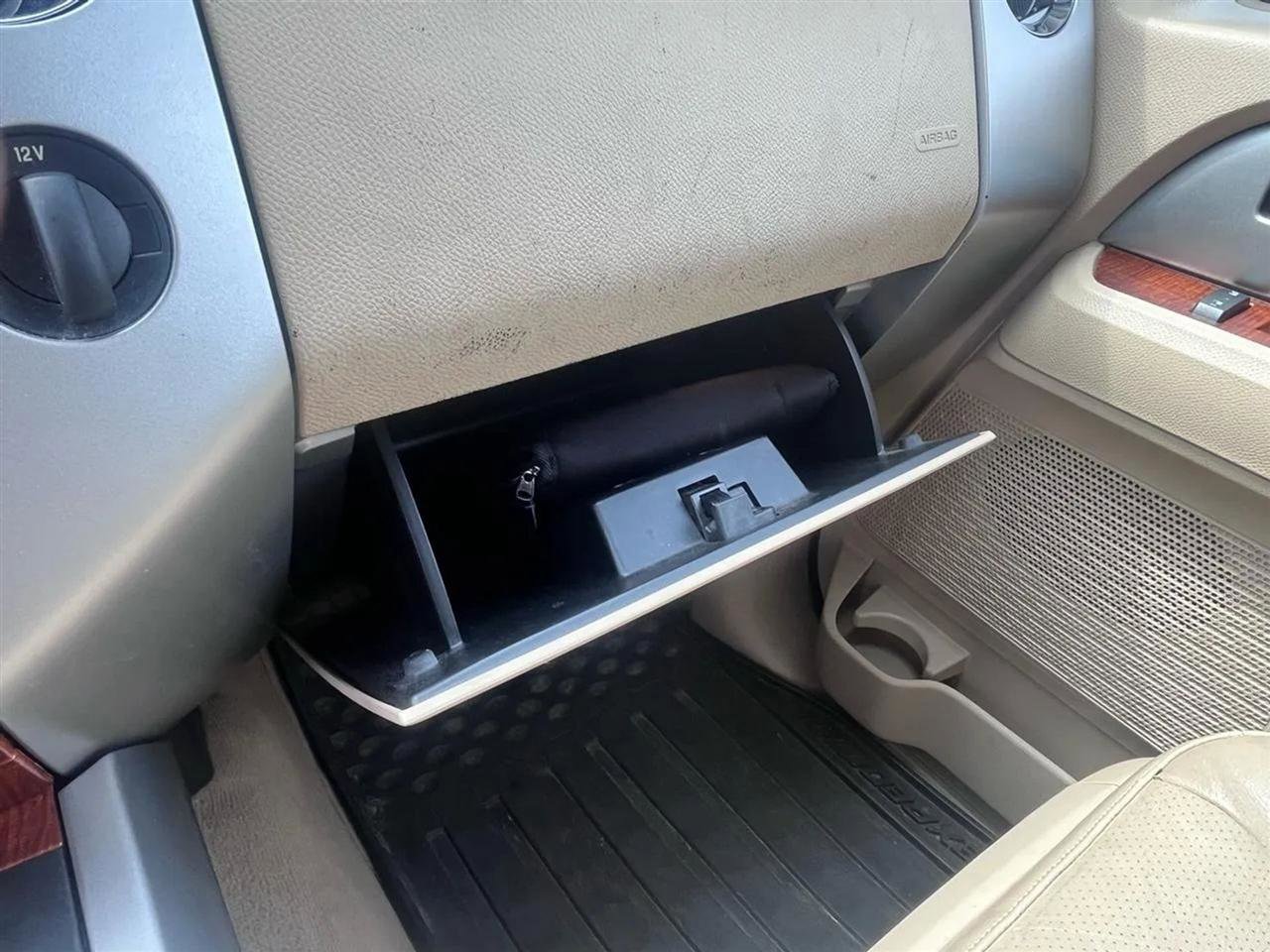 Used 2010 Ford Expedition Eddie Bauer AWD/4WD image 26