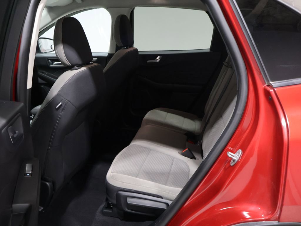 Used 2021 Ford Escape SE w/ Convenience Package image 17