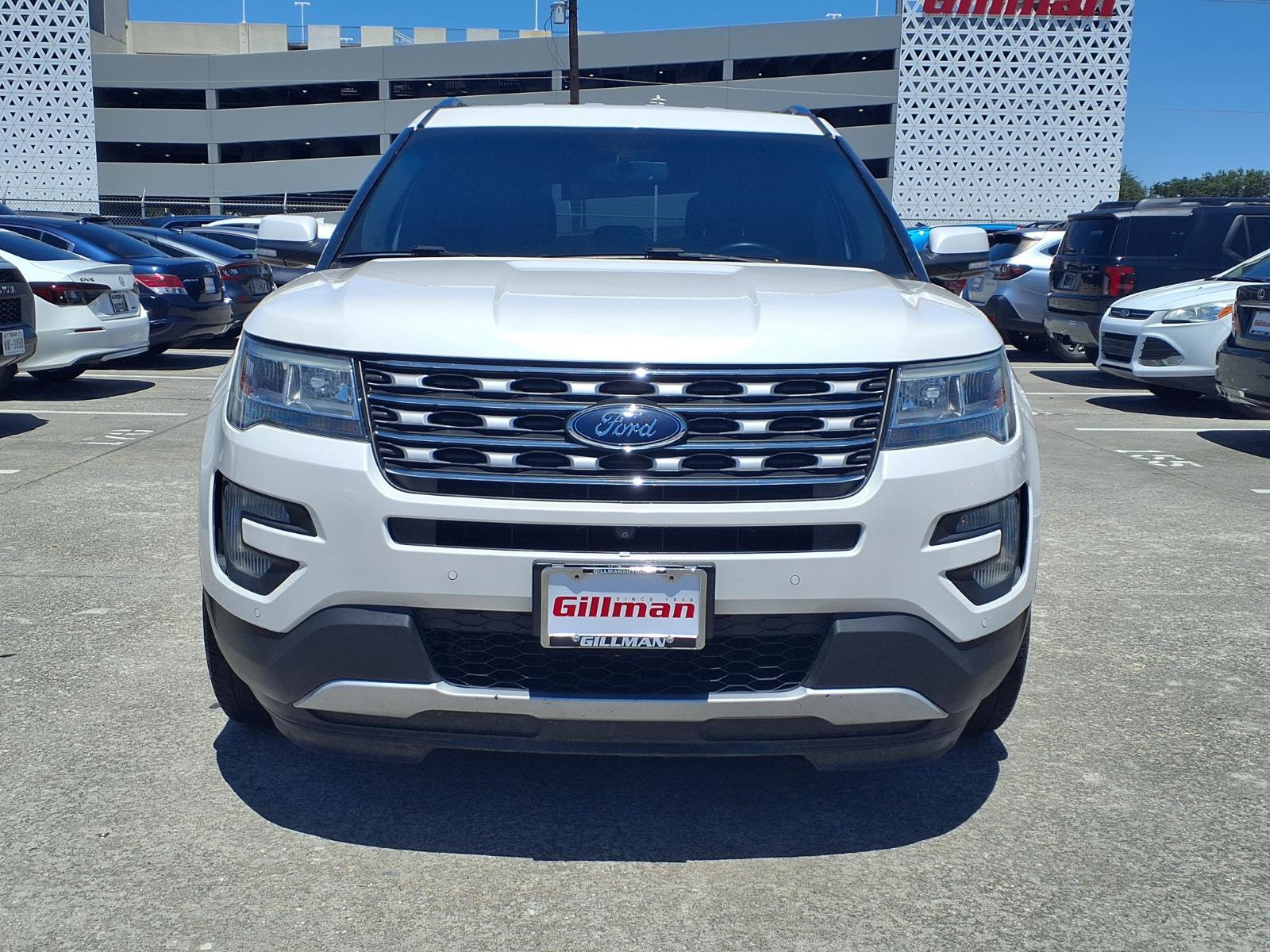 Used 2016 Ford Explorer Limited w/ Class II Trailer Tow Package FWD image 3