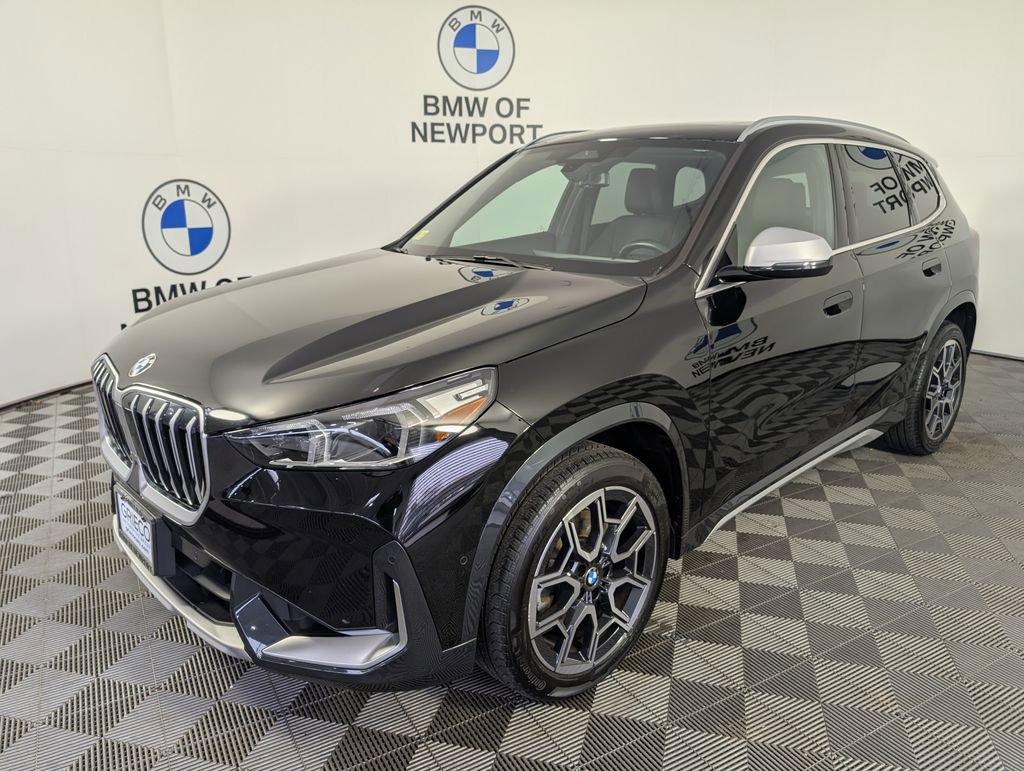 Used 2023 BMW X1 xDrive28i image 4