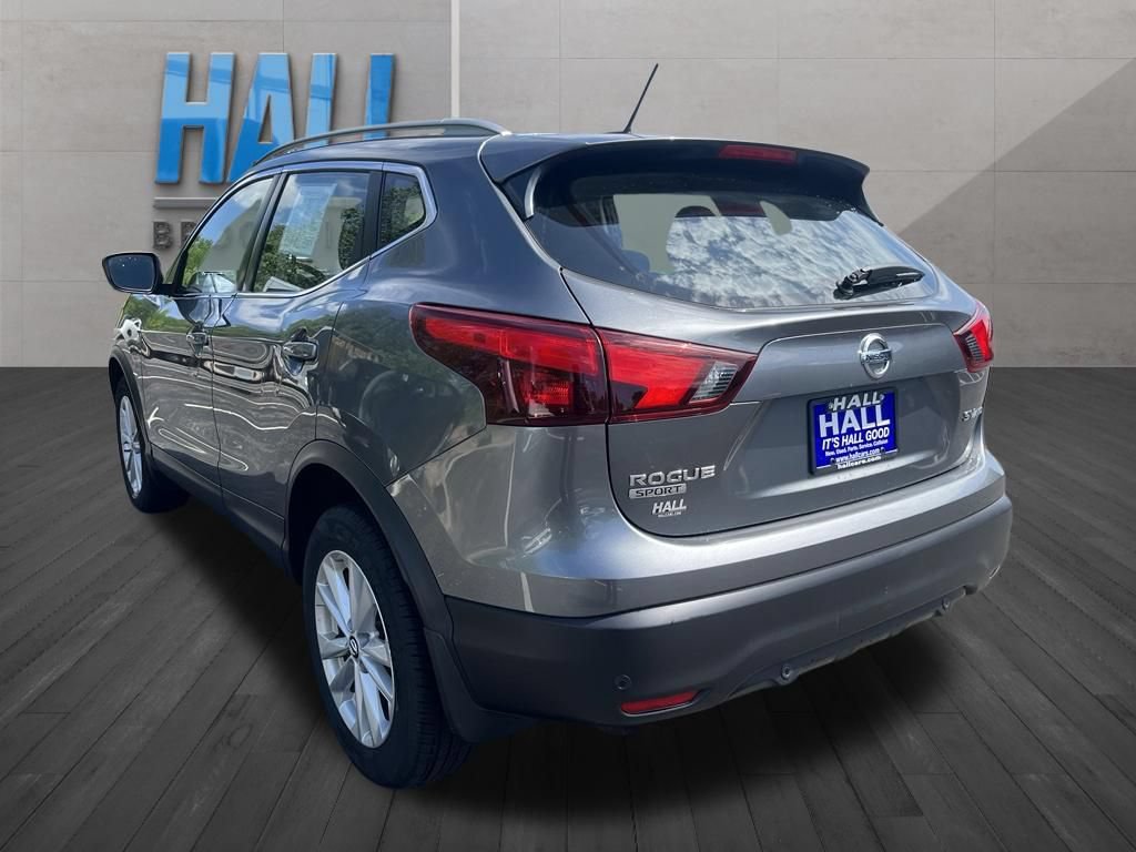 Used 2019 Nissan Rogue Sport SV w/ Technology Package AWD/4WD image 3