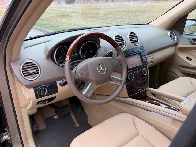 Used 2010 Mercedes-Benz ML 350 4MATIC image 6