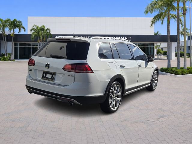 Used 2019 Volkswagen Golf Alltrack SE image 7