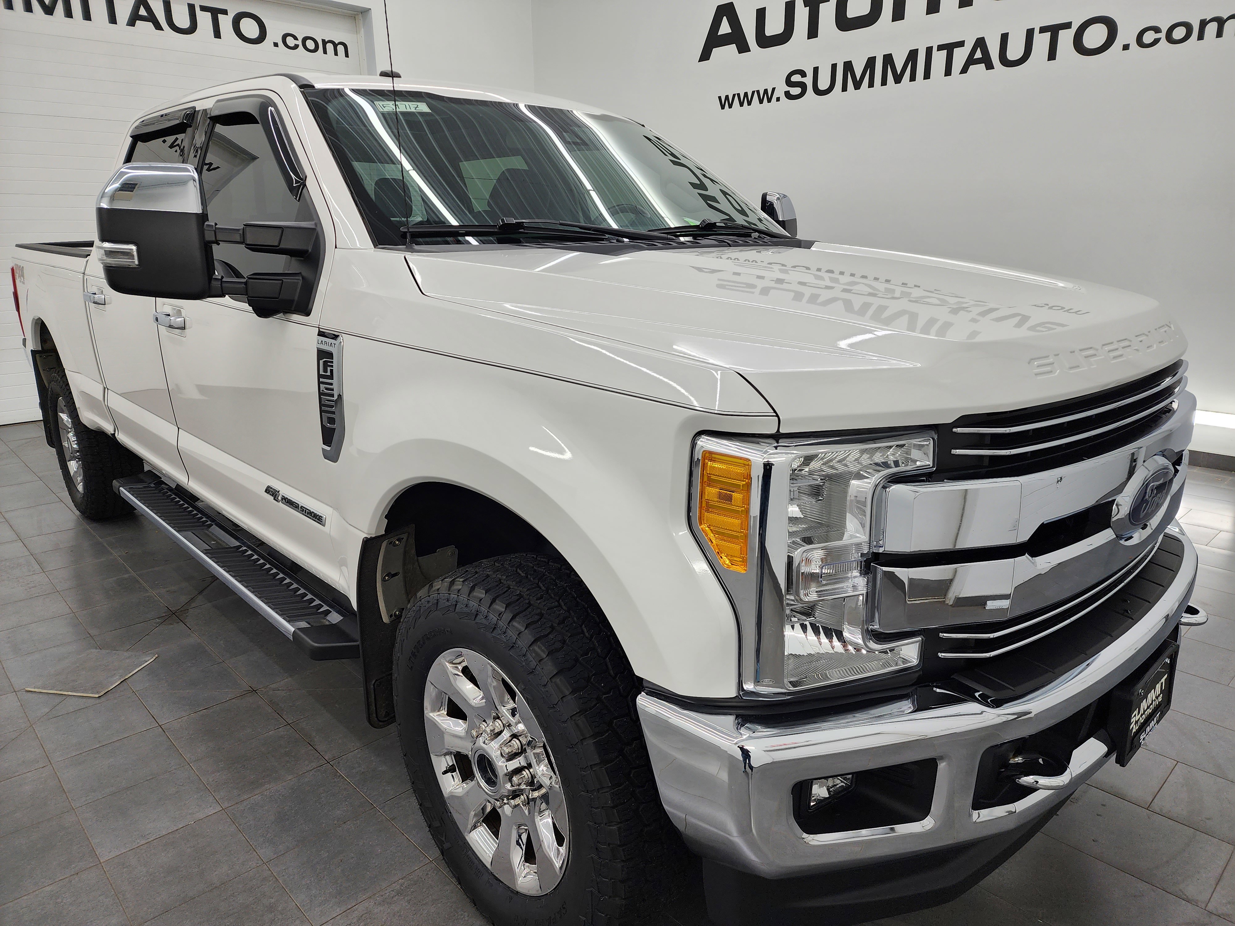 Used 2017 Ford F250 Lariat w/ Lariat Ultimate Package image 2