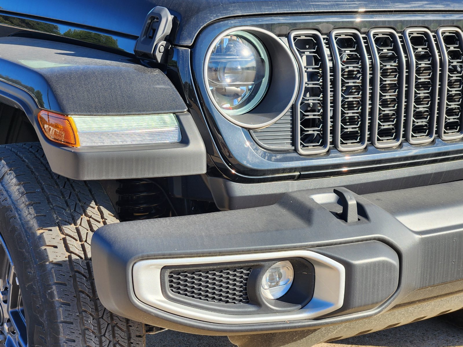 New 2026 Jeep Gladiator Sport AWD/4WD image 9