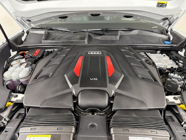 Used 2023 Audi SQ8 Prestige AWD/4WD image 36
