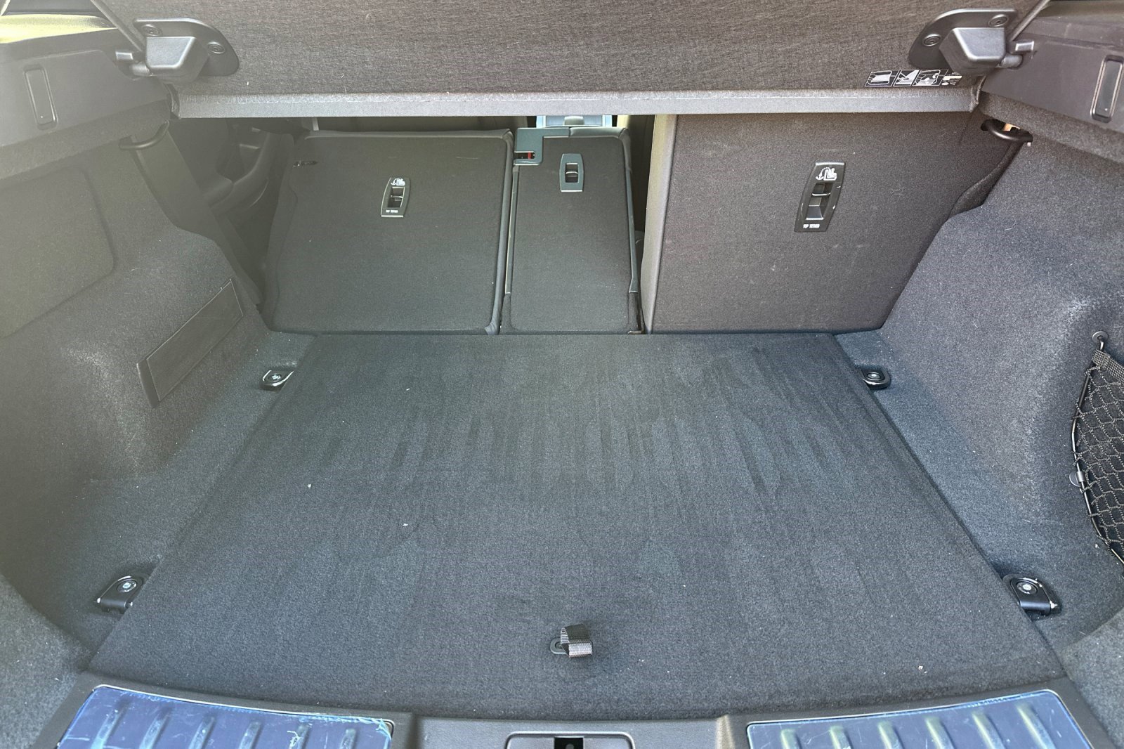 Certified 2024 Land Rover Range Rover Evoque Dynamic SE image 33