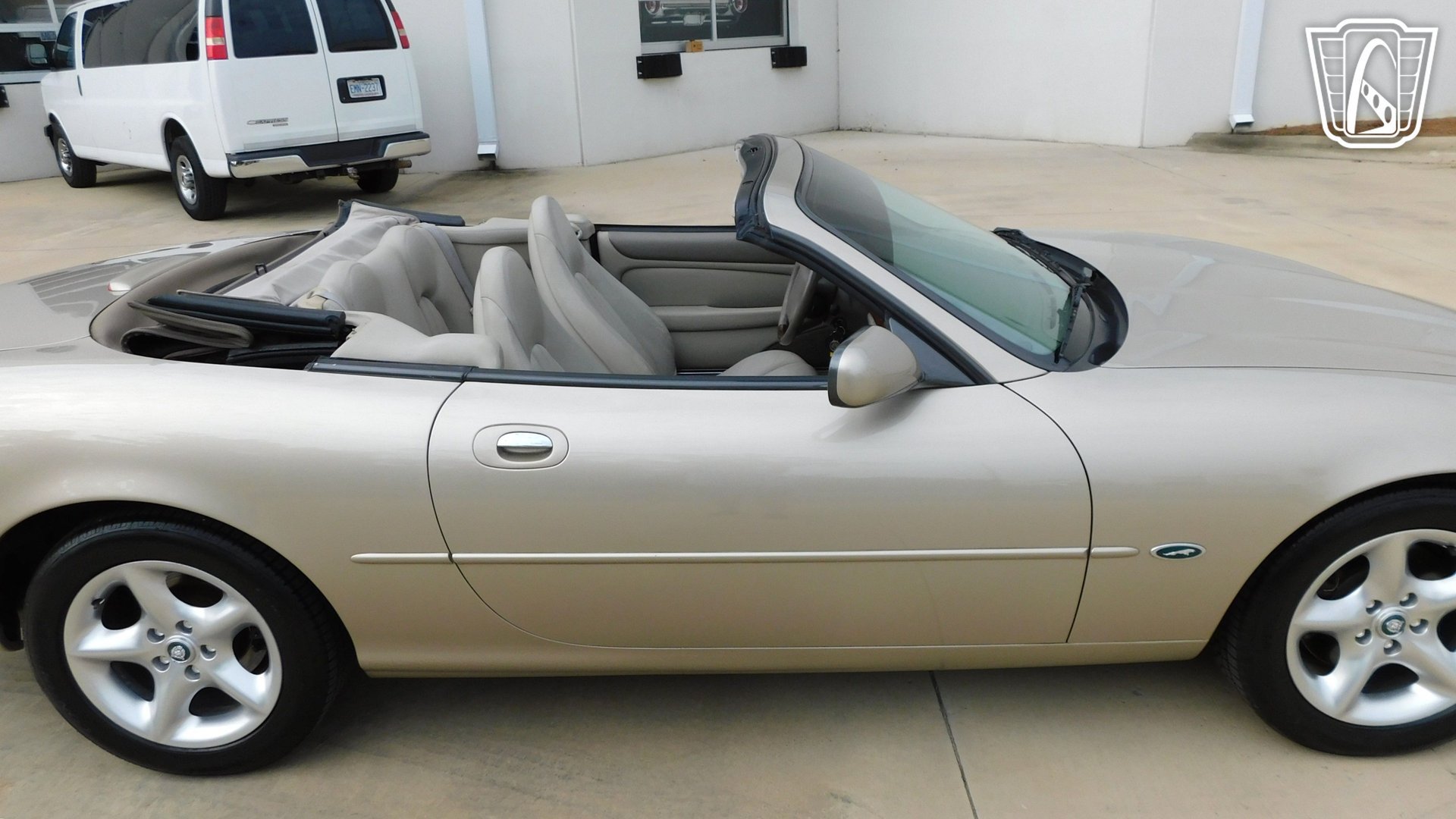 Used 2000 Jaguar XK8 Convertible RWD image 31