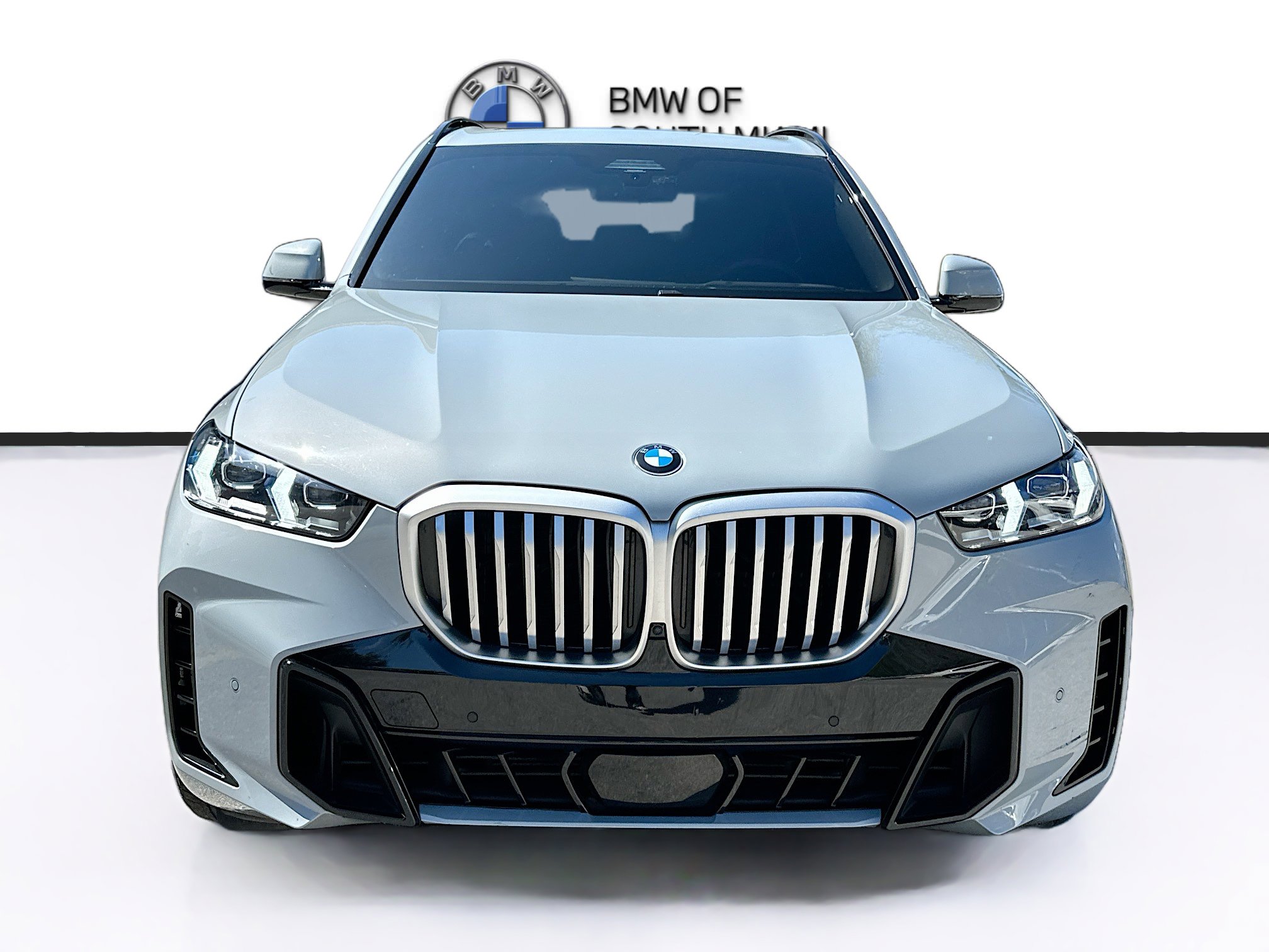 Certified 2024 BMW X5 xDrive40i w/ M Sport Package image 2