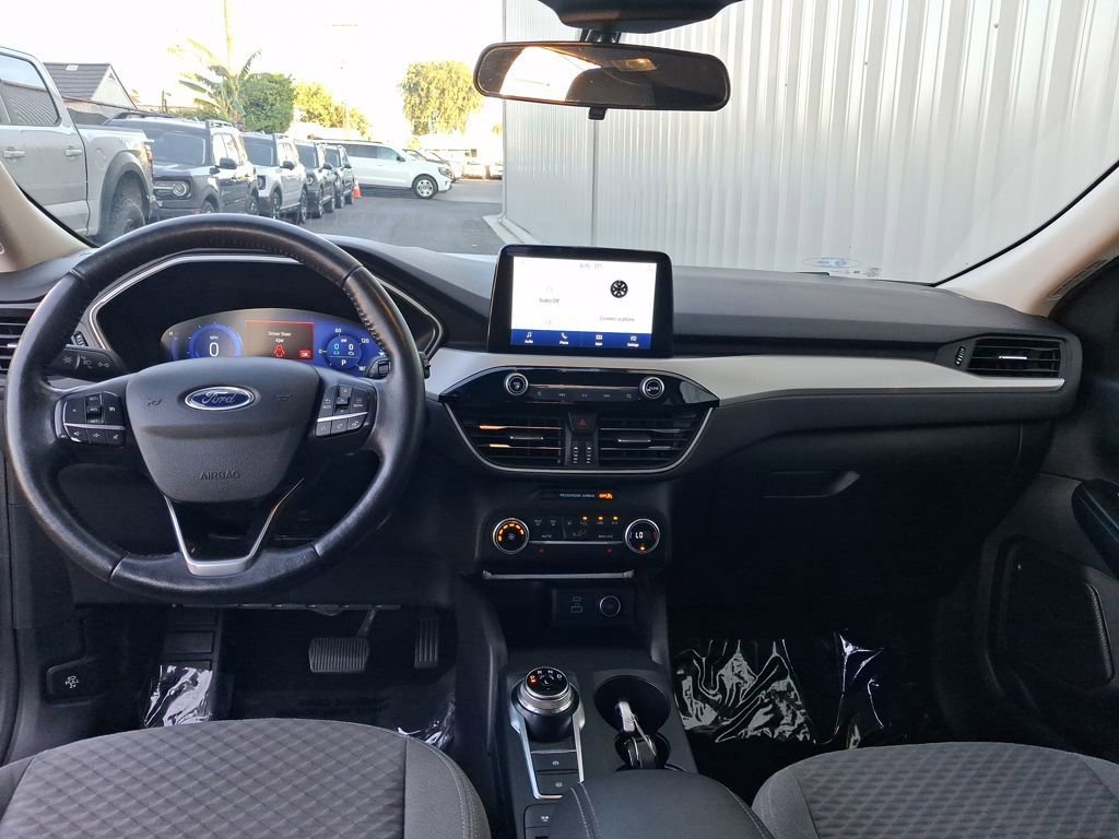 Used 2020 Ford Escape SE Sport image 10